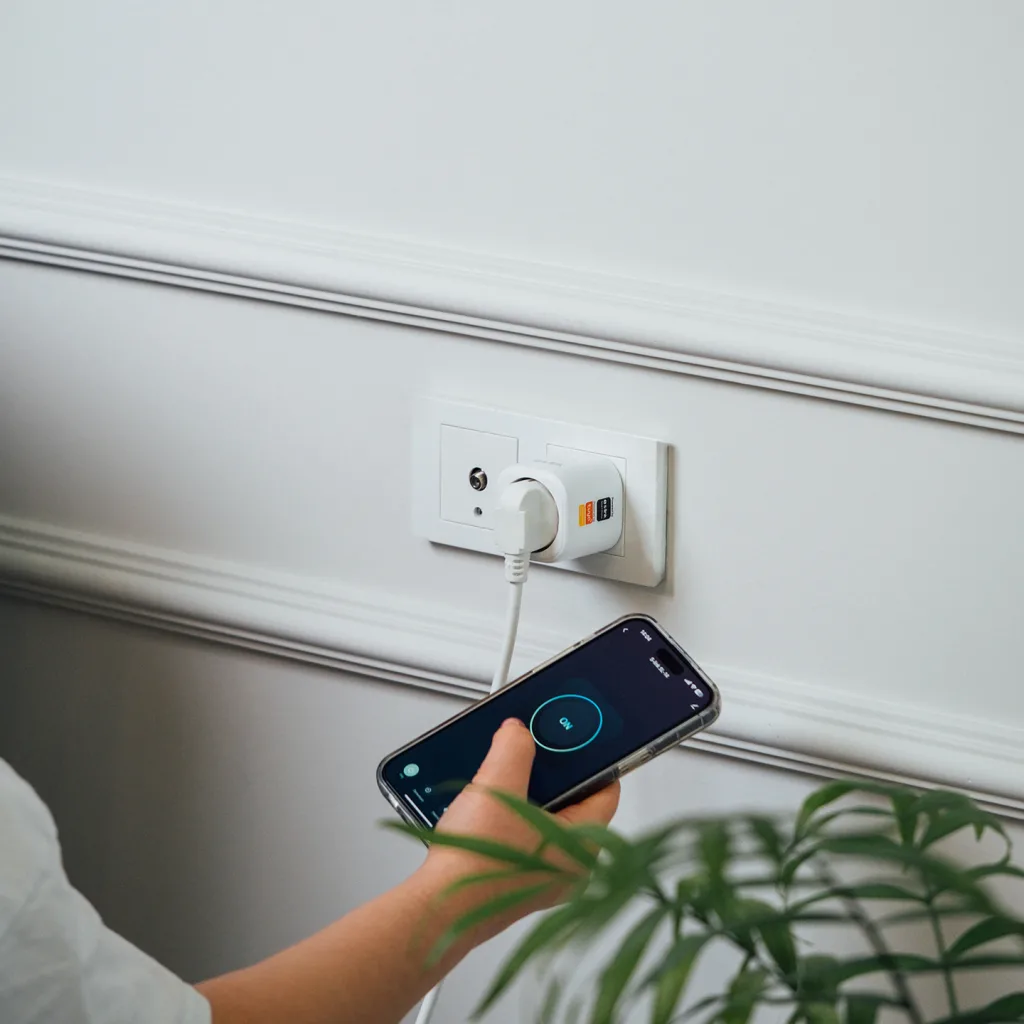 S-LINK SL-14, 1 Soket, Akım Korumalı Priz, 16A, WiFi 2.4Ghz, Bluetooth, TUYA Yazılım Destekli, internet üzerinden Yöneti